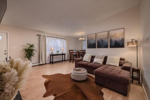 South Addition Apartment | Cozy South Addition Downtown Getaway - King Beds