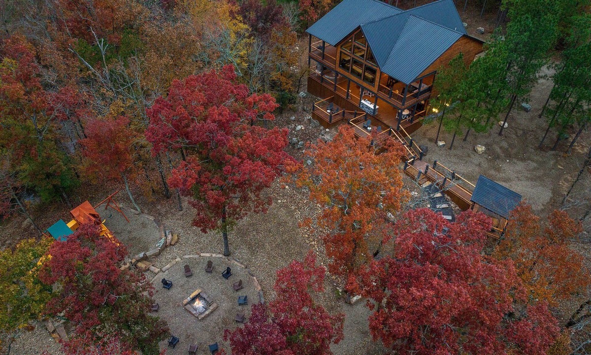 Pickens Cabin | Creekside 6BR Retreat w/UTV Trails & Hot Tub & Pet-Friendly