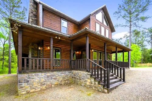 Hochatown House | Cul-de-sac Cabin - Pool Table-Hot tub-Pet Friendly