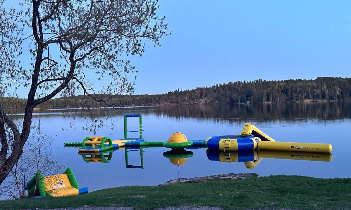 Northern Ontario Cabin | Cut-in-Half Cabin near Kenora, Ontario