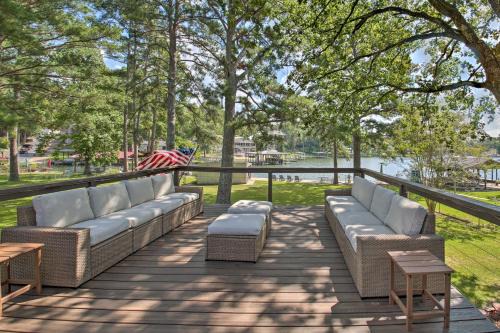 Piney House | Deck, Fire Pit: Waterfront Lake Hamilton Home
