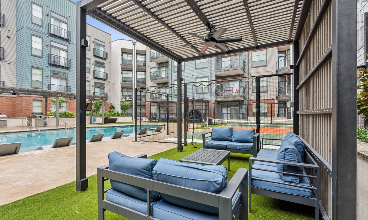 Deep Ellum Apartment | Deep Ellum - Studio Apartment - W/D - WiFi