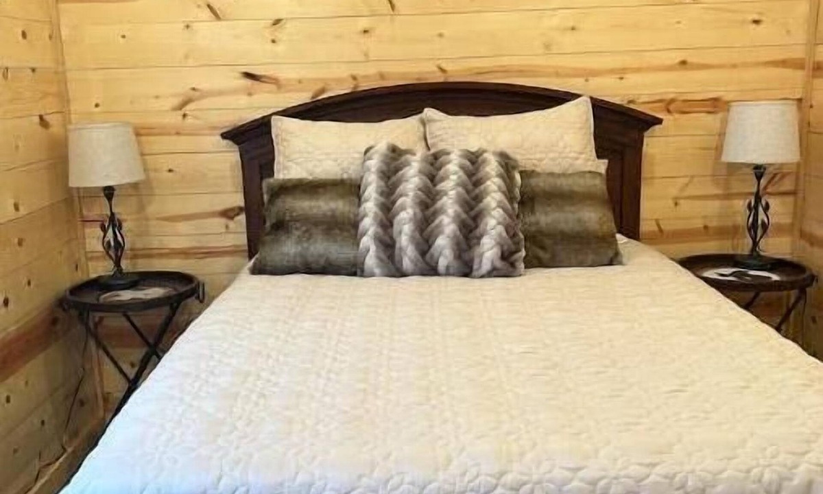 Llano County Cabin | Down Horn Ranch-Raylee cabin