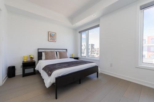 Downsview House | Downsview Park Luxury Townhome near Yorkdale Transit
