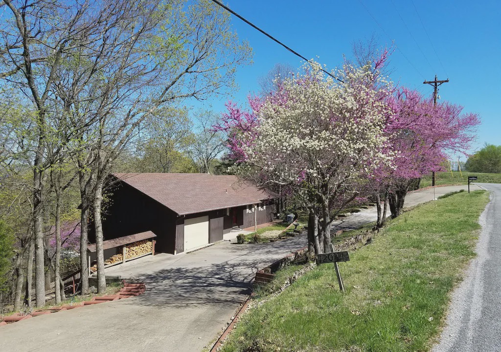 Lost Bridge Village House | Dreamcatcher-Lake View-Screened in Deck-Close to Marina!