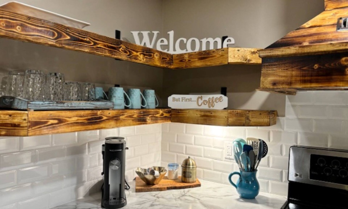 West End Apartment | East Coast Hideaway