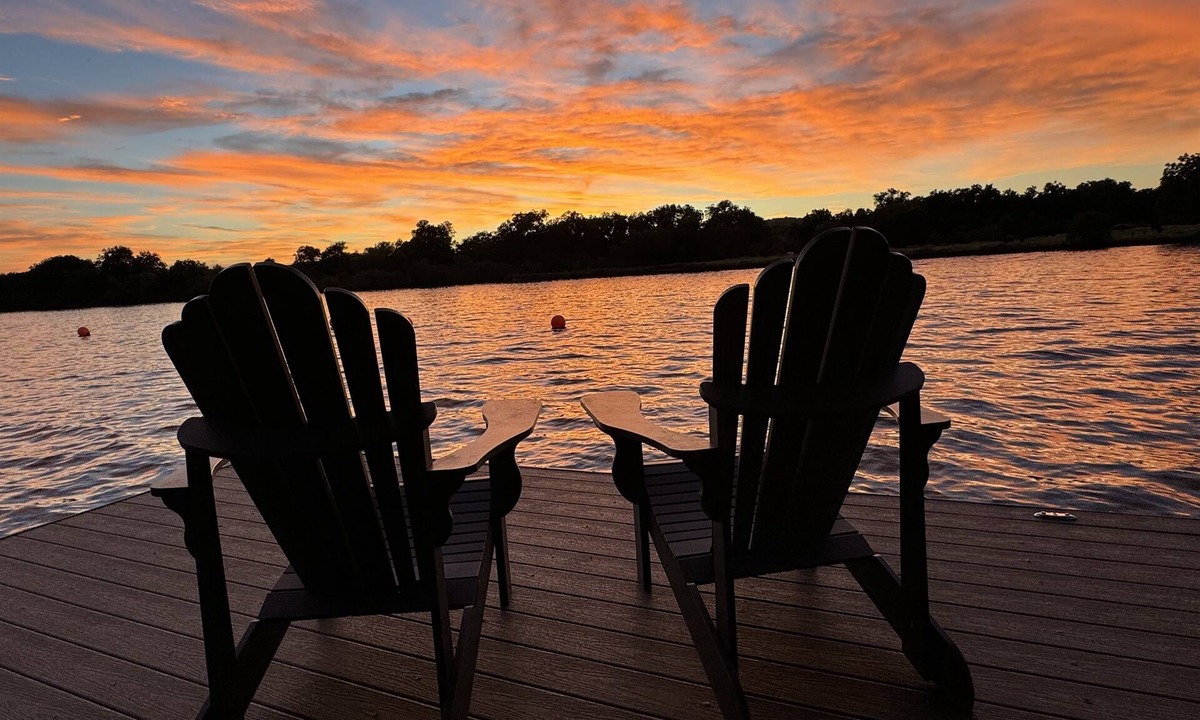 Burnet House | Enchanted Valley | Stunning Sunsets | Dock & Boat Lift