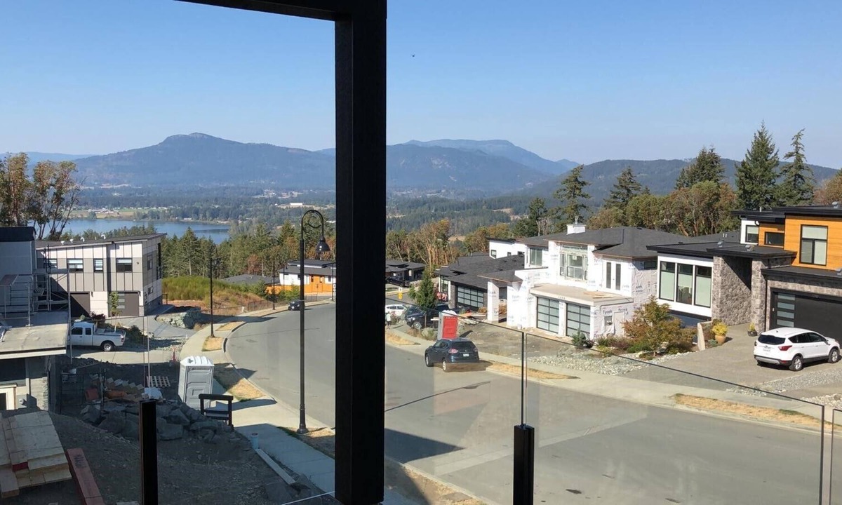 North Cowichan House | Executive living