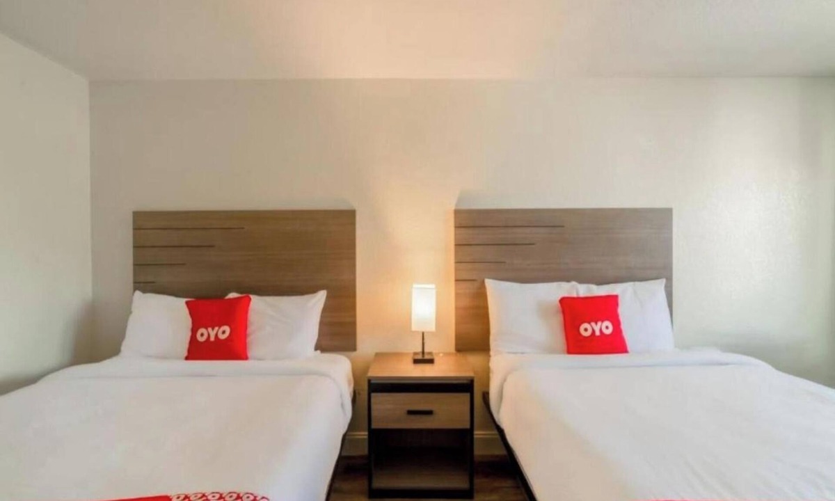 FM 1960 Hotel | Explore Houston from Our Welcoming Room