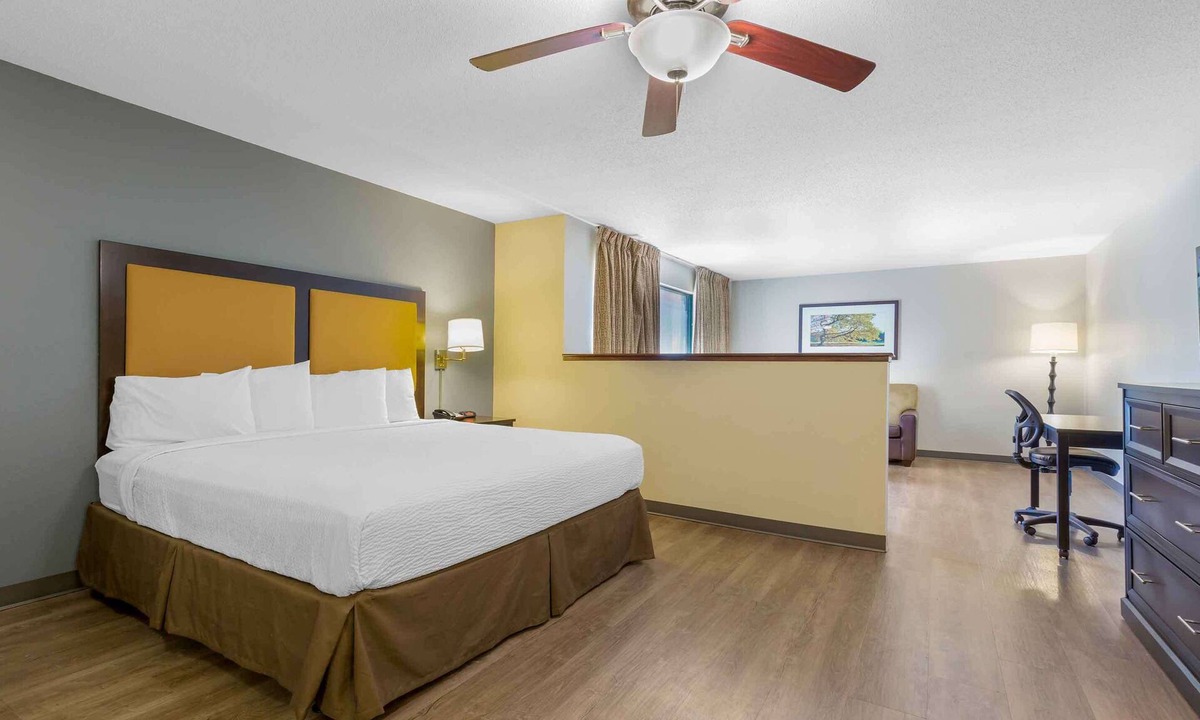 Sterling Heights Hotel | Extended Stay America Select Suites Detroit Sterling Heights
