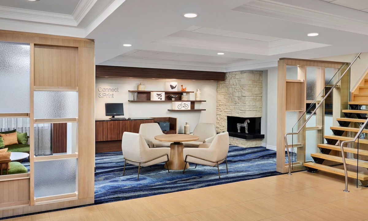 Kanata Lakes - Marchwood Lakeside - Morgan's Grant - Kanata Hotel | Fairfield Inn & Suites by Marriott Ottawa Kanata