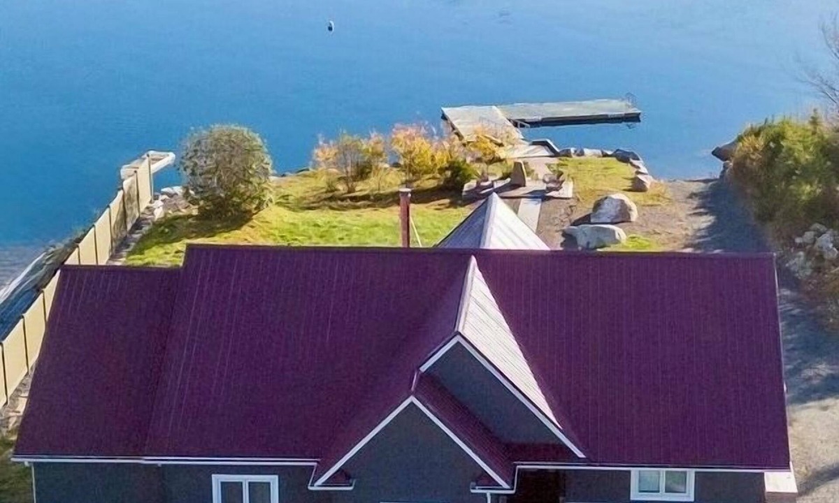 Bayside Villa | Fire & Stone Oceanfront Retreat