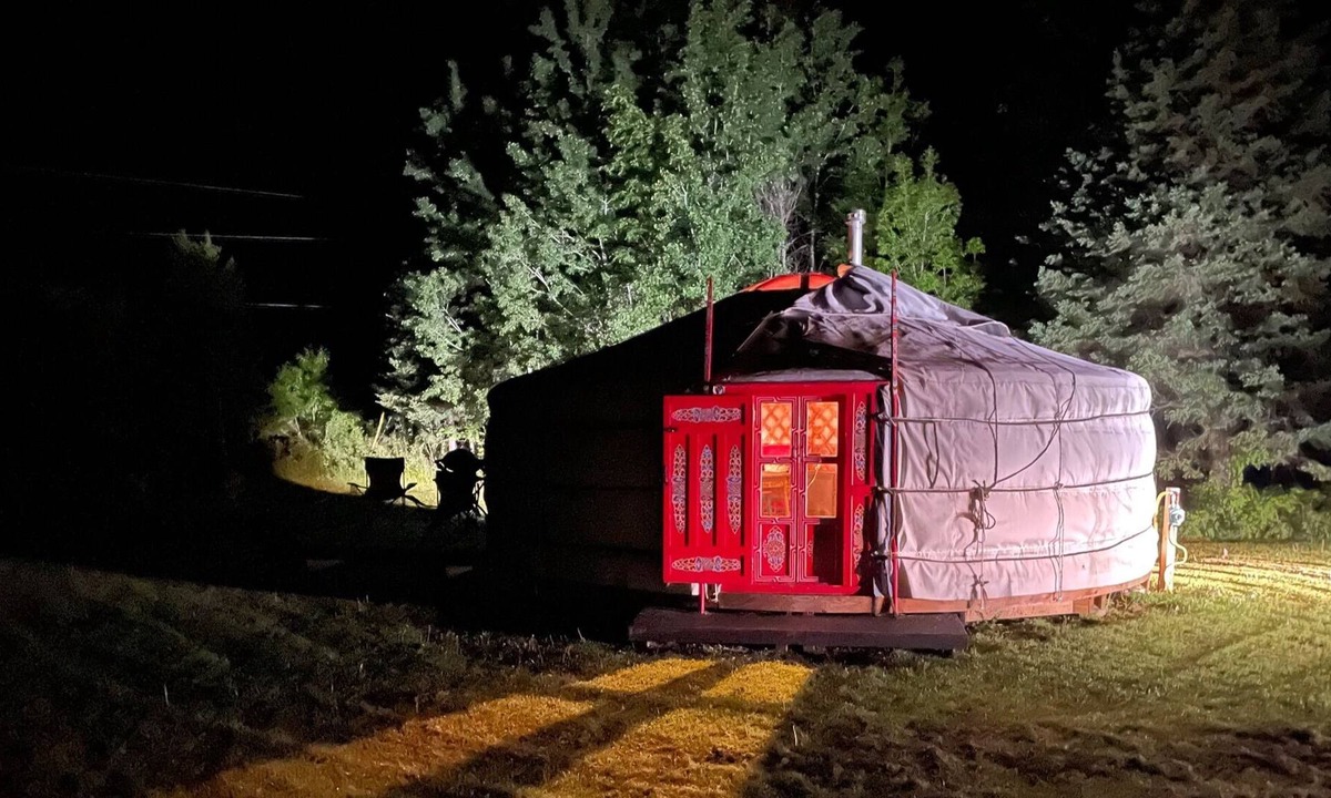 Arnstein Apartment | Fish's Yurt - Romantic Luxury Experience