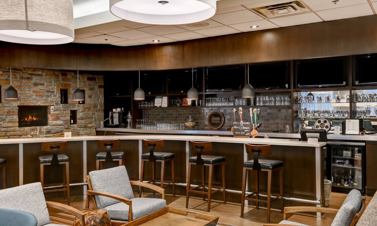 Northeast Mississauga Hotel | Four Points by Sheraton Toronto Mississauga