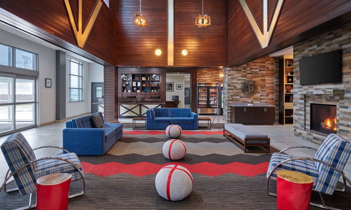 Aldine Hotel | Four Points by Sheraton Houston Intercontinental Airport