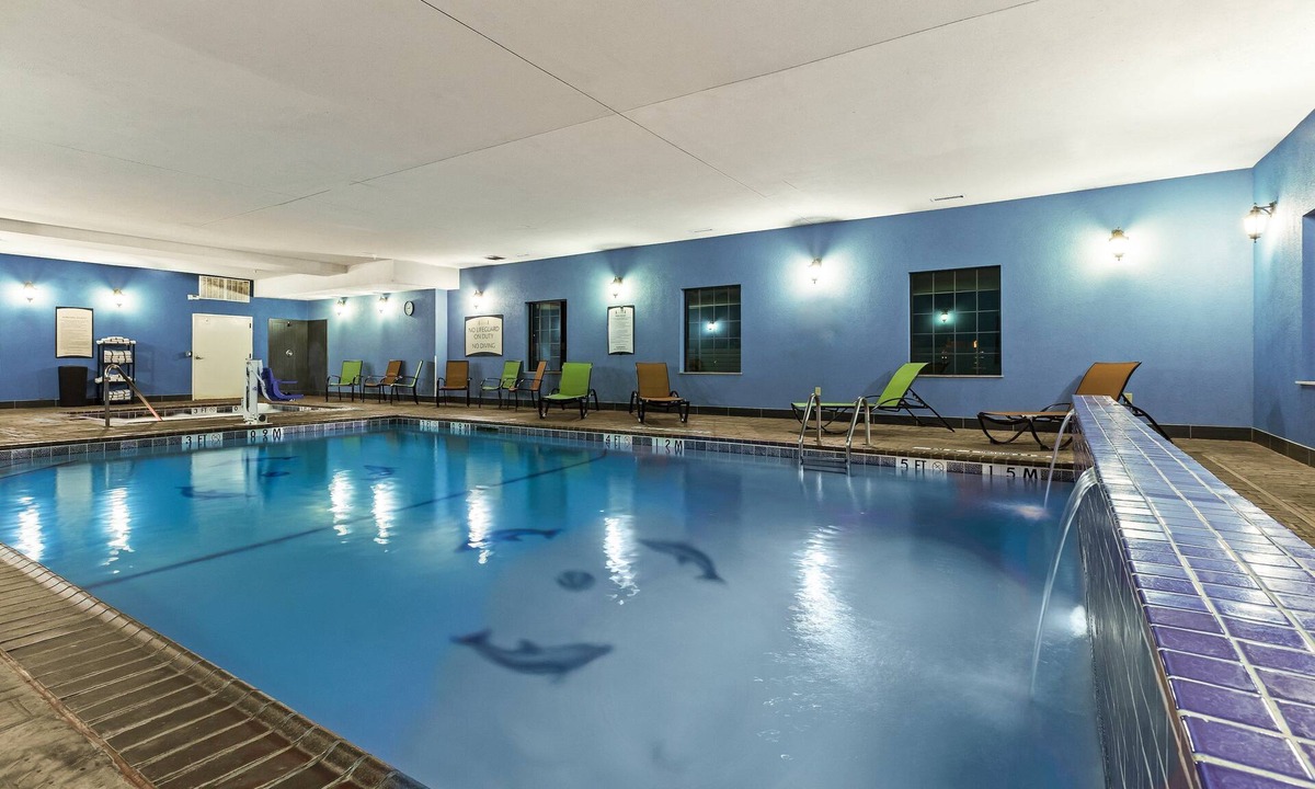 Amarillo Apartment | Free Breakfast, Indoor Pool | Near Baptist St. Anthony's Hospital