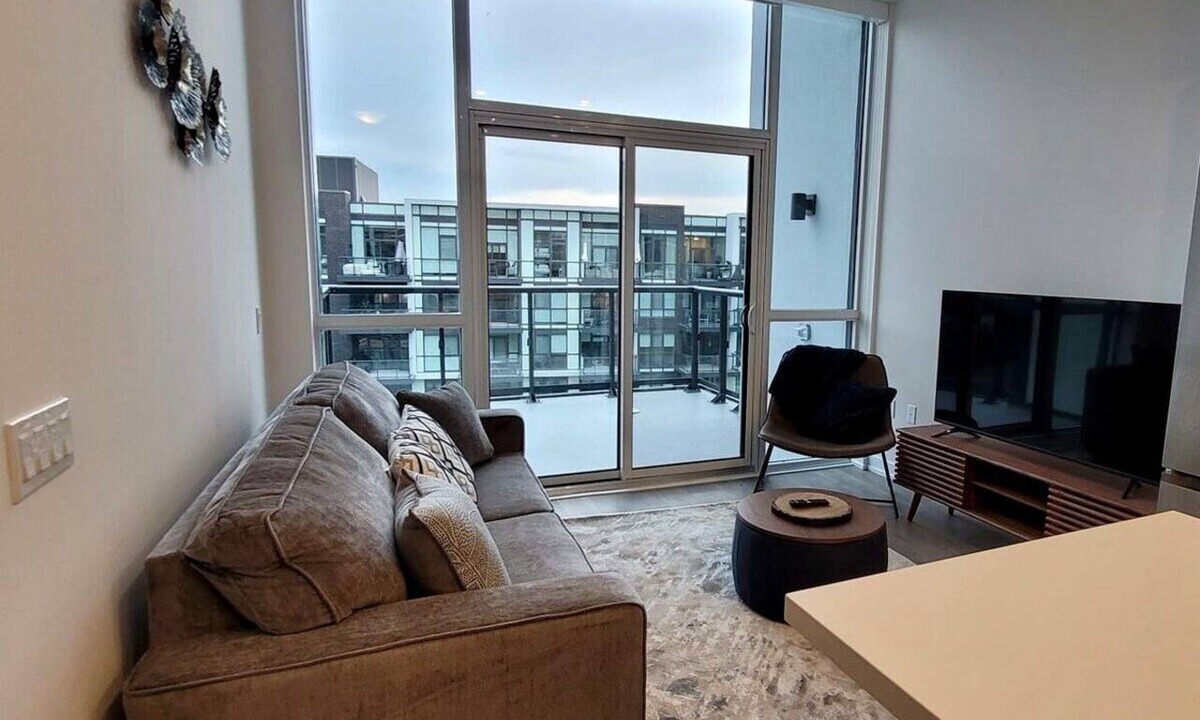 Innisfil Condo | Friday Harbour, pet friendly