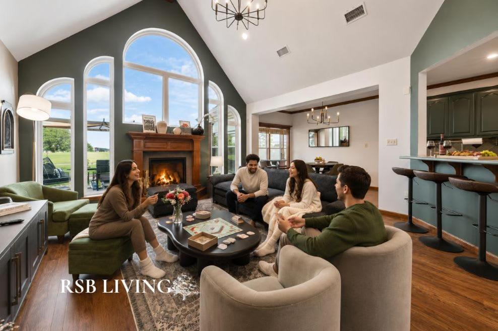 Lakeview  Jefferson County House | Golf-Side Luxe Escape Sleeps 13 Hot Tub & Theater
