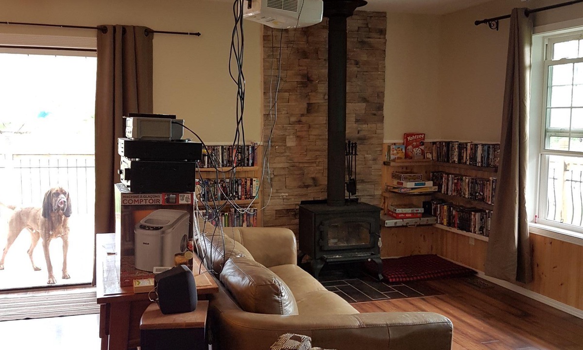 Leask Cabin | Gorgeous Lake Front Cabin for rent