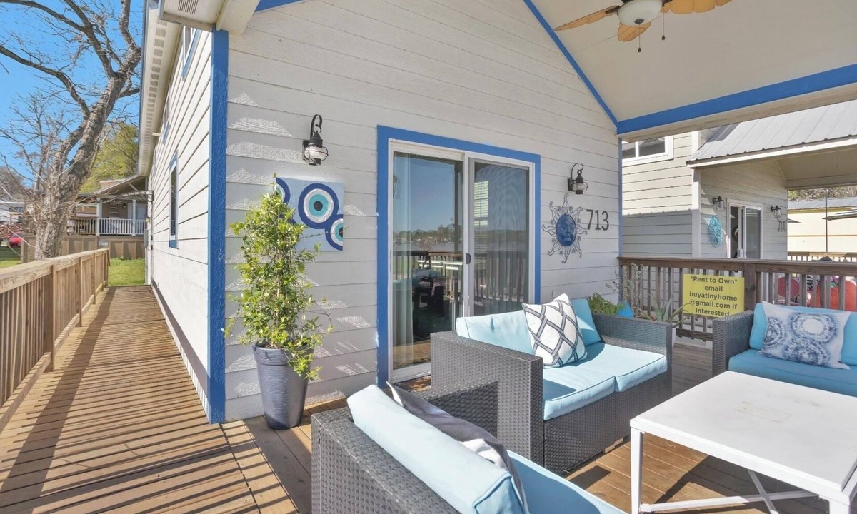 Willis Cottage | Greek Goddess Getaway