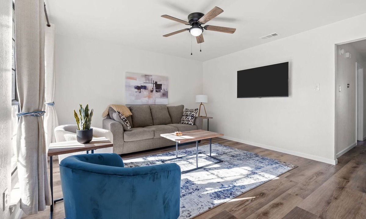 Weatherford House | Group-Friendly Retreat: 3 Bedrooms, 2 Baths in Weatherford