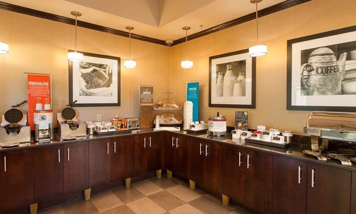 Barker Hotel | Hampton Inn & Suites Houston Katy