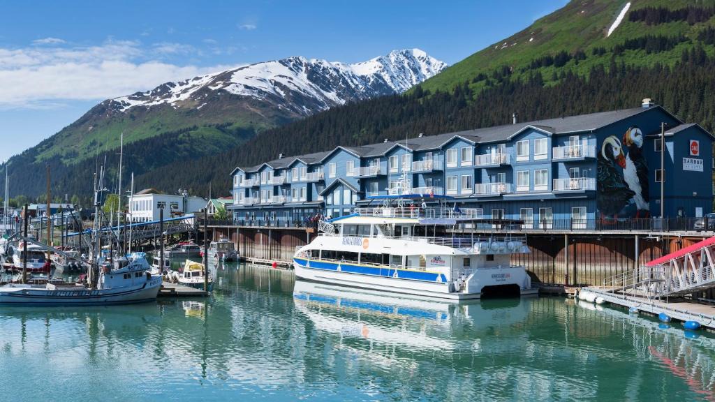 Seward Hotel | Harbor 360 Hotel Seward