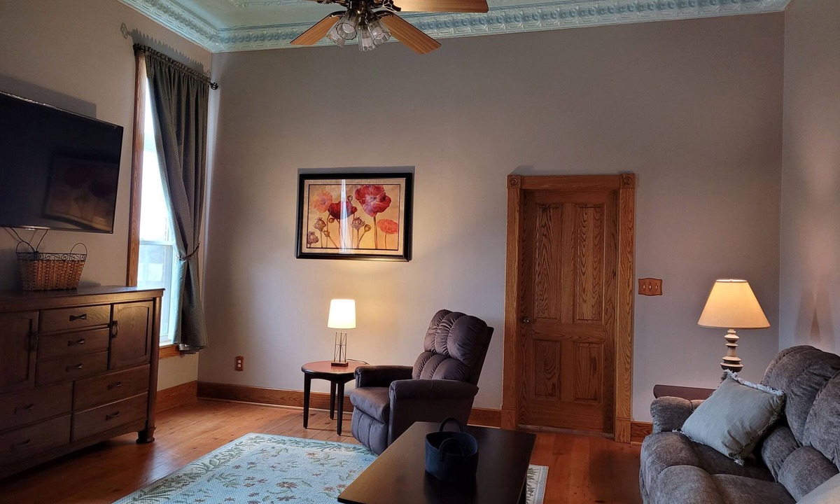 Strawberry Point Apartment | Haven Point is Spacious and Great for Families. 2nd floor apartment.