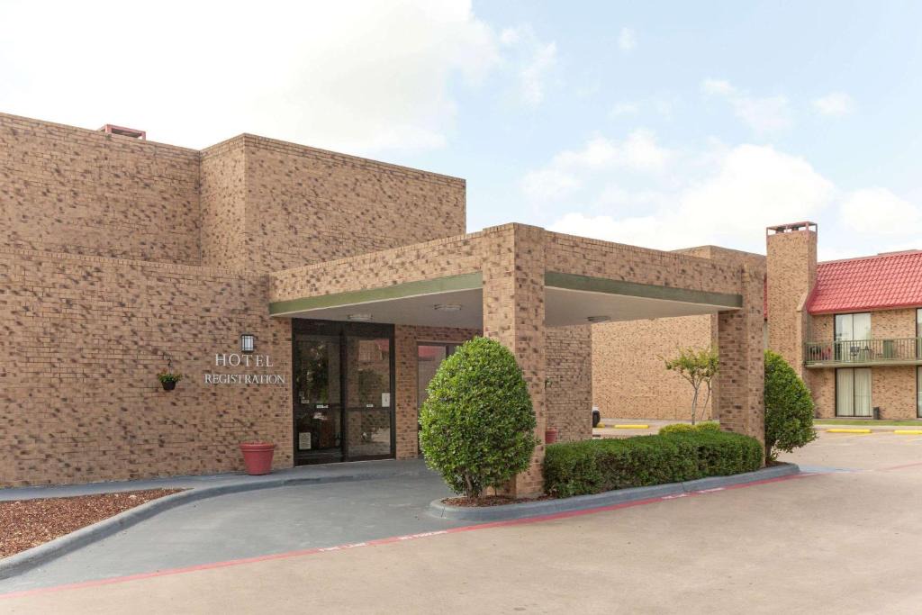 Richardson Hotel | Hawthorn Extended Stay by Wyndham Richardson