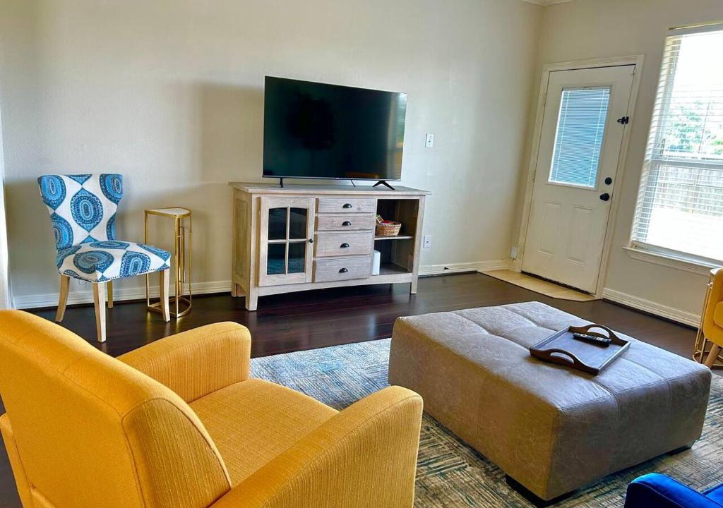 Tomball House | Hidden Gem in Tomball