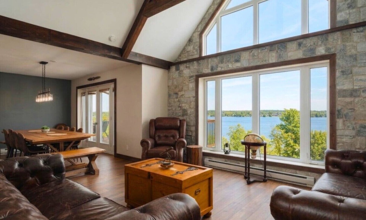 Grenville-sur-la-Rouge Ski Chalet | Hollywood/Private Beach/SPA/Games/16 P