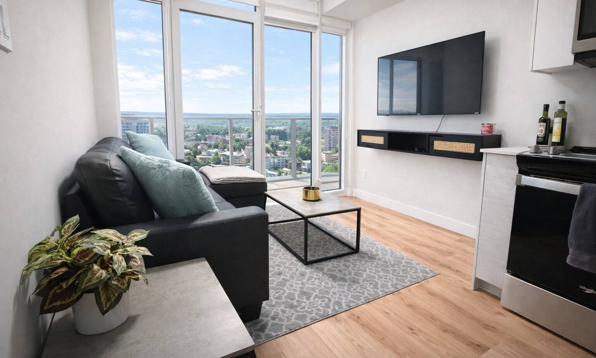 Kitchener Condo | Home In The Clouds | Downtown Retreat | Gym