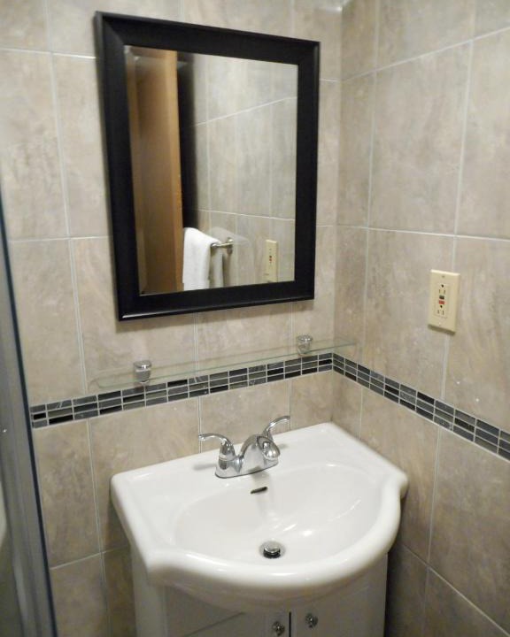 Gay Village Hotel | Hotel Victor