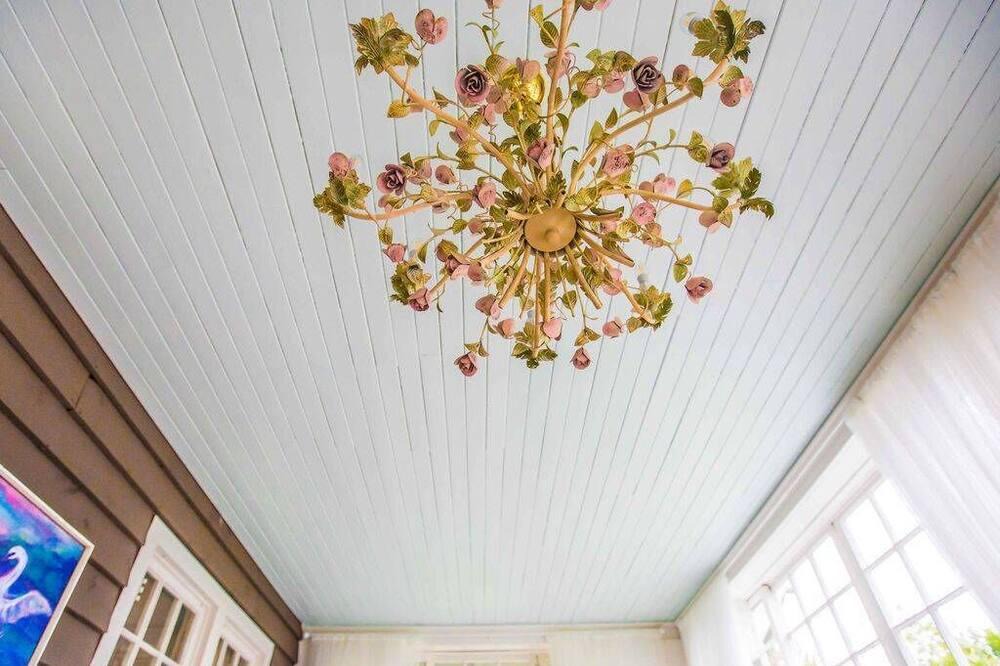Hamilton House | house Lux & Commodious in Hamilton