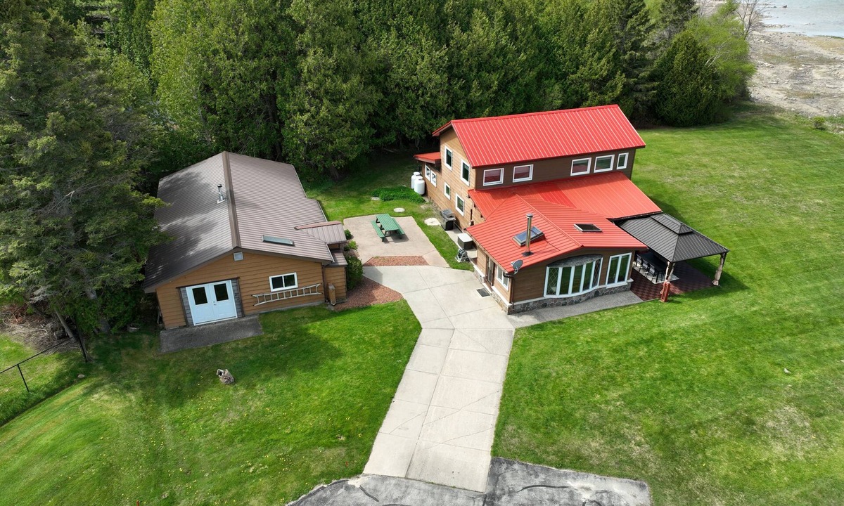South Bruce Peninsula House | Huron Hideaway - Private Waterfront