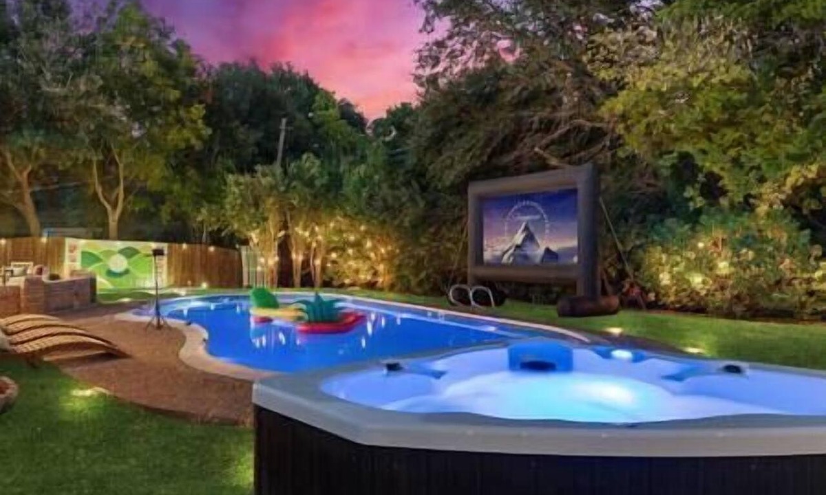 Fort Worth House | Iris - Pool | Hot Tub | Game Room | Outdoor Cinema