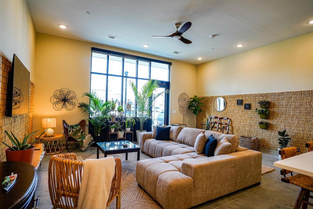 Lawrence Apartment | Jungle Jasper Suite - NEW Loft near Massachusetts!