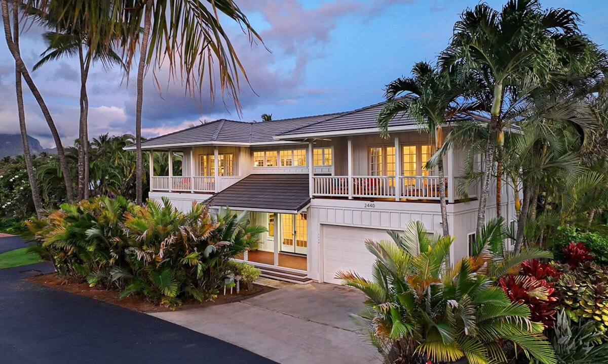 Poipu House | Kai Nui - Great Location and Value! Stylish 3br Home with A/C close to beach