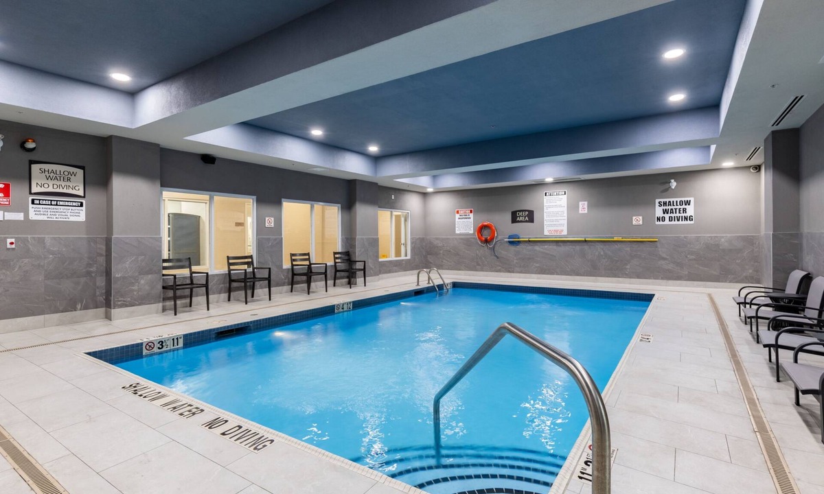 Westminster Apartment | King Studio w/Kitchen | Free Breakfast & Pool