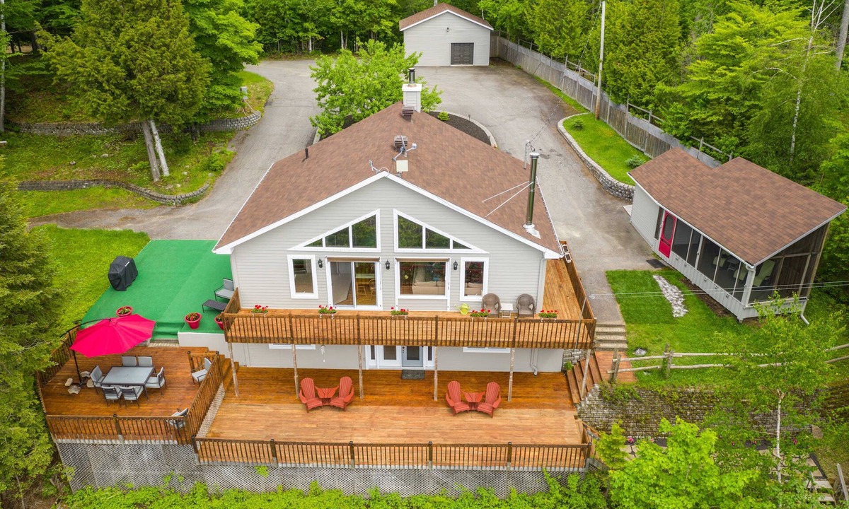 Amherst Ski Chalet | Lake Cameron Waterfront with Dock & Fireplace