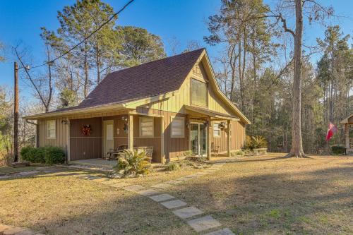 Broaddus House | Lake Days on Sam Rayburn! Wooded Retreat w/Yard