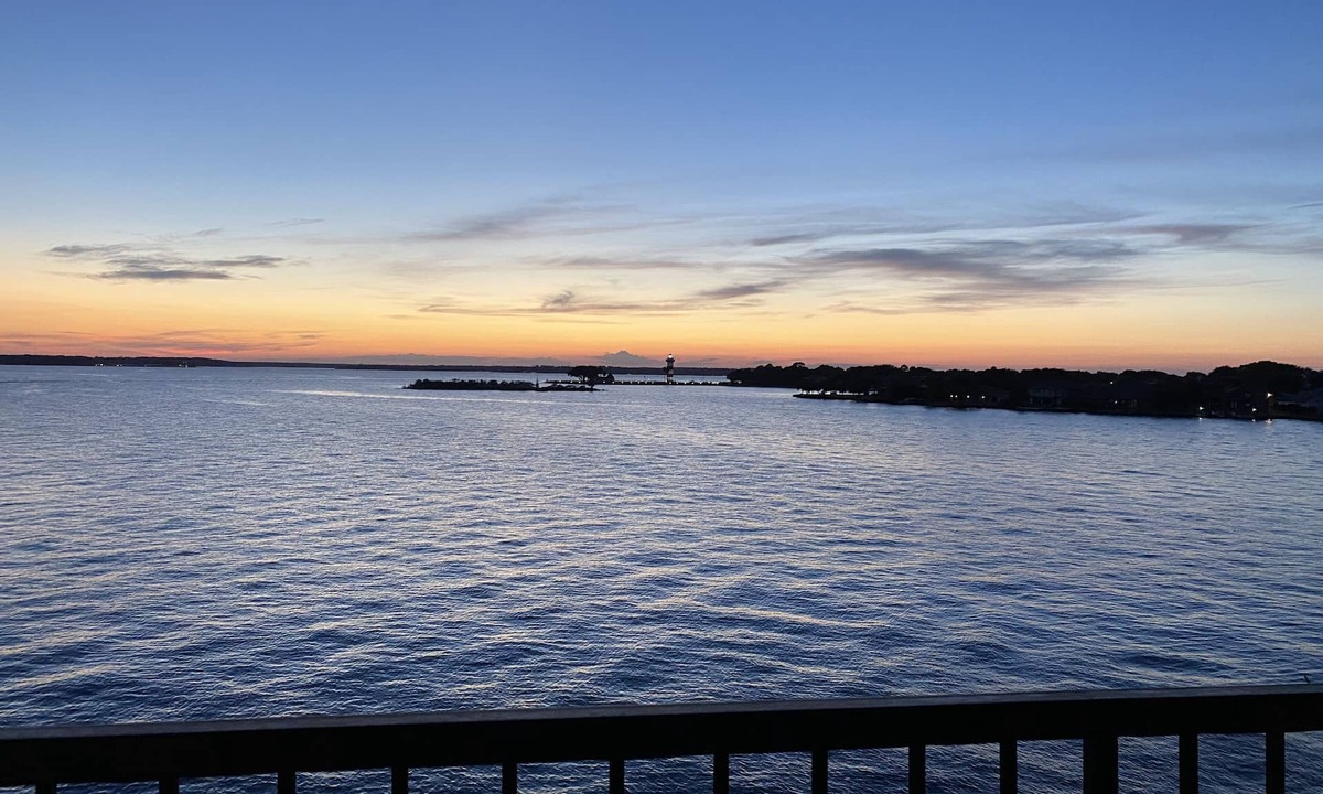 Seven Coves Condo | Lake house - unit 302