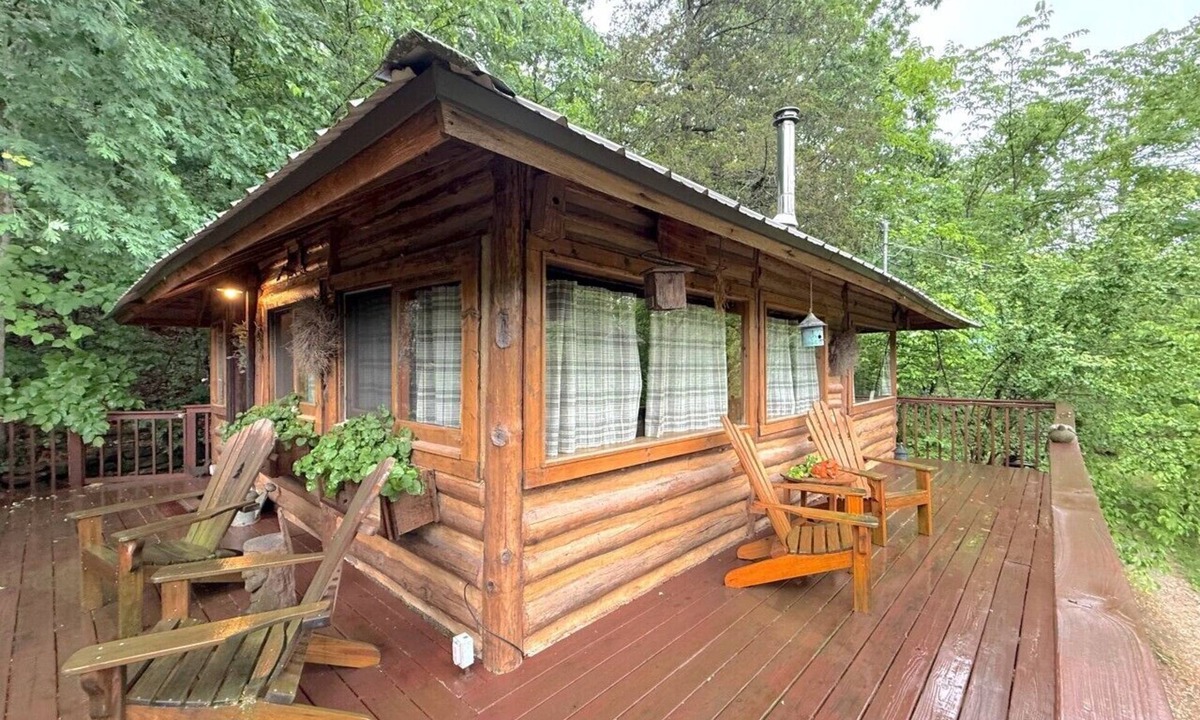 Eureka Springs Cabin | Lake Lucerne Cabin # 8 Wifi+Parking+Deck Coyote's Rest