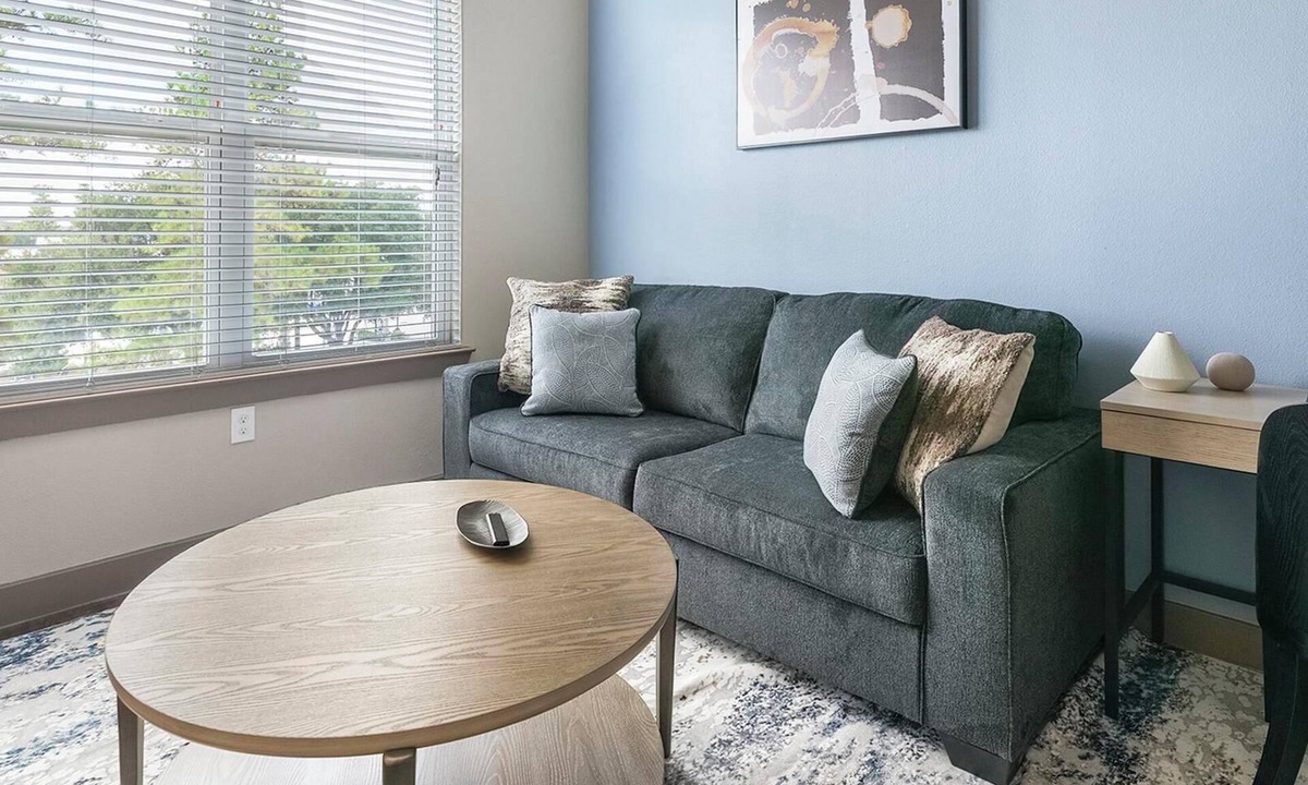 Barker Apartment | Landing | Beautiful 1BD, Courtyard, Pool