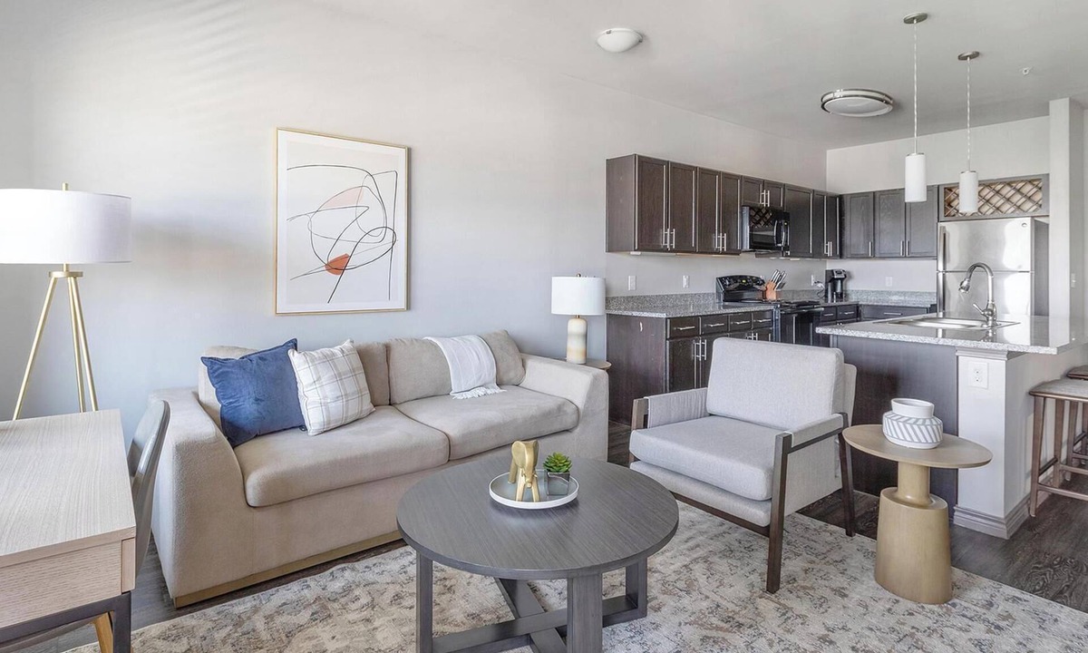 Fort Worth Apartment | Landing | Chic 1BD, Pool, Courtyard