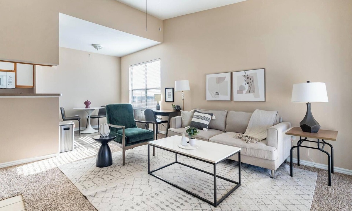 Fort Worth Apartment | Landing | Incredible 1BD, Pool, Gym