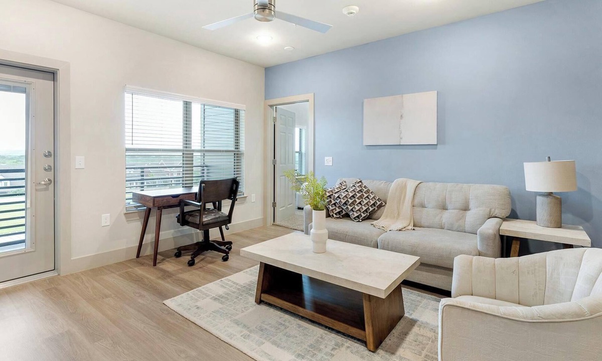 Midlothian Apartment | Landing | Spectacular 2BD, Game Room, Clubhouse