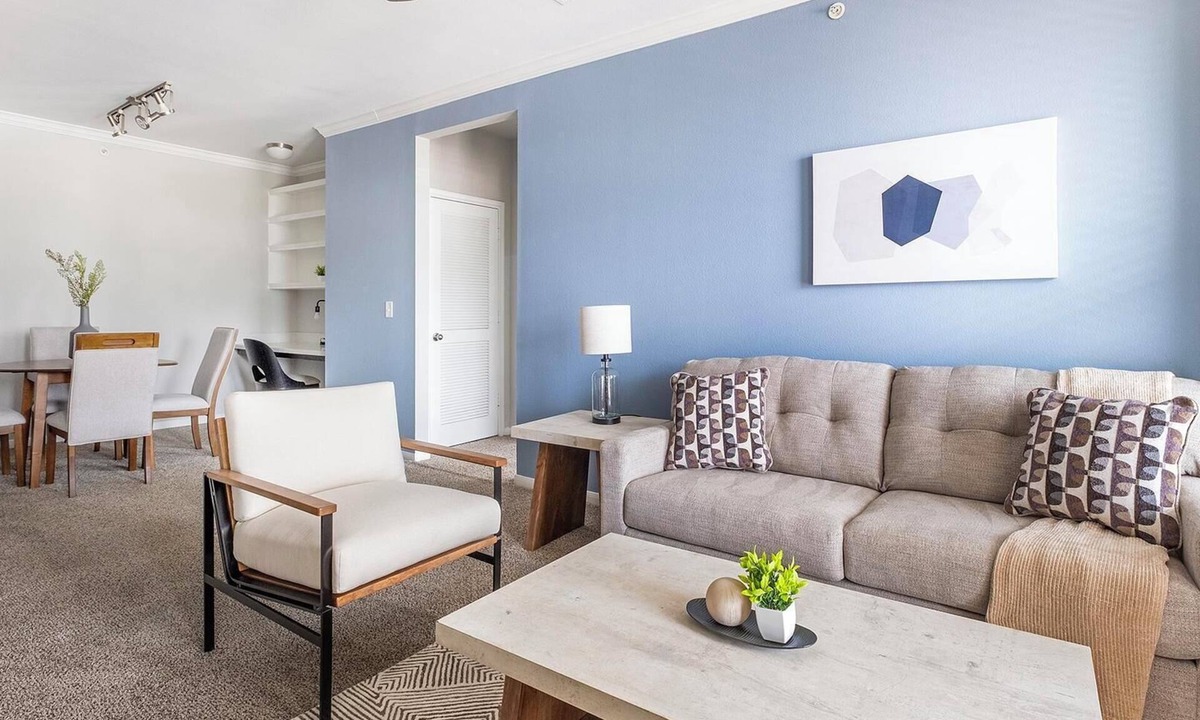 Atascocita Apartment | Landing | Spectacular 2BD, Game Room, Gym