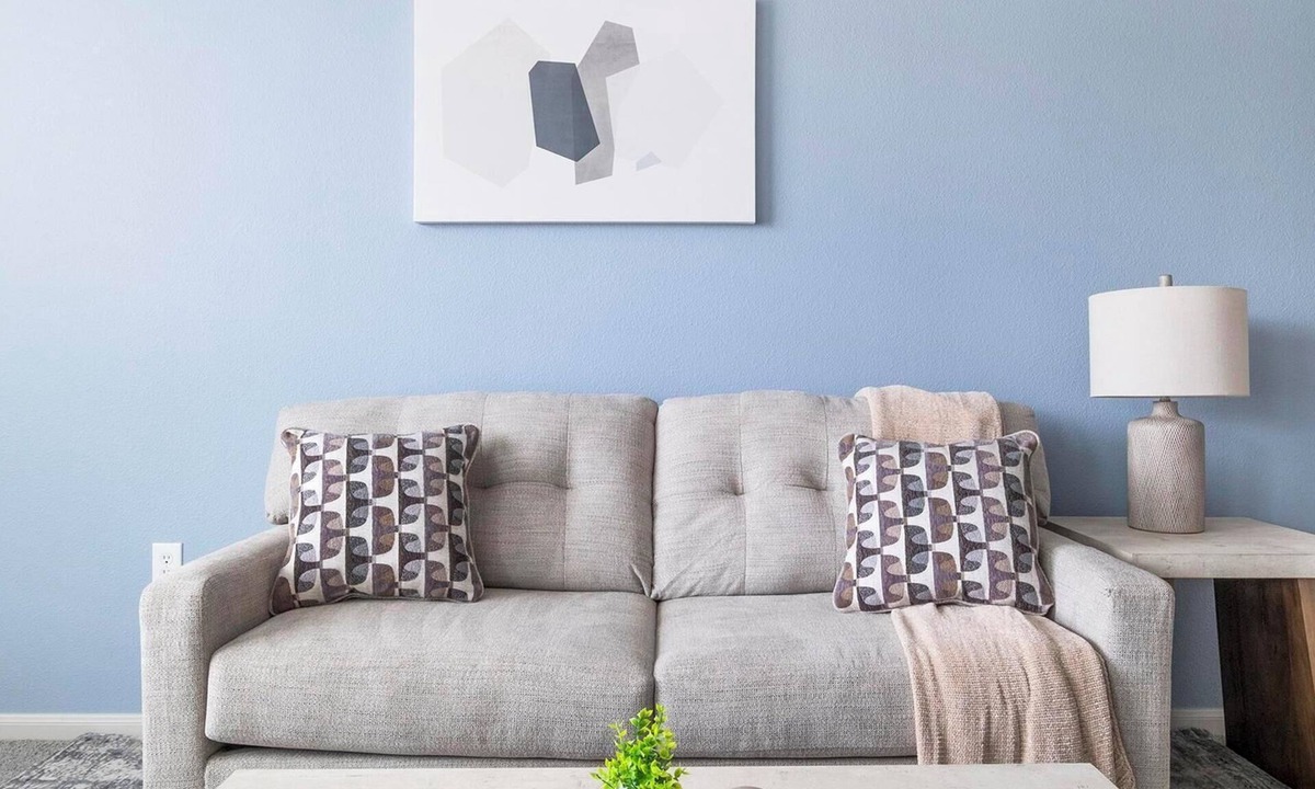 Humble Apartment | Landing | Spectacular 2BD, Gym, Yoga Studio