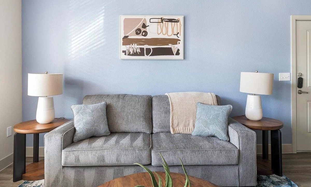 Spring Apartment | Landing | Stunning 1BD, Yoga Studio, Courtyard
